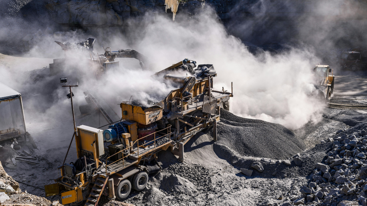 संविधान बनाम खनन: पचामा दादर में पर्यावरणीय न्याय की परीक्षा